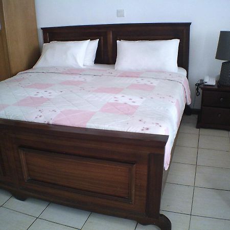 Lavender Lodge Hotel Accra Luaran gambar