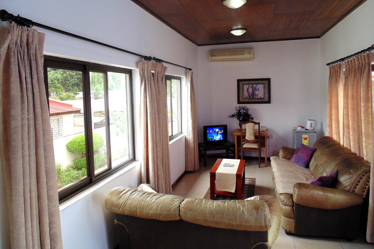 Lavender Lodge Hotel Accra Luaran gambar
