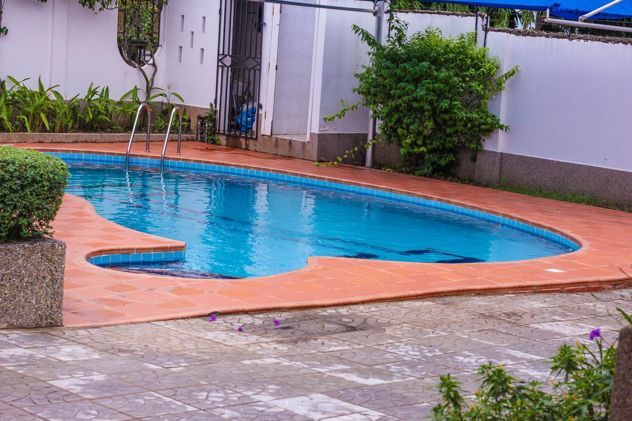 Lavender Lodge Hotel Accra Luaran gambar