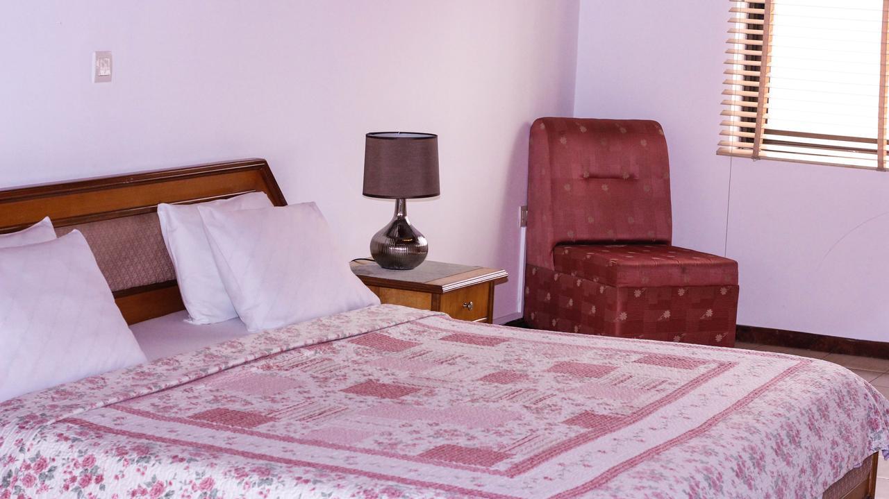 Lavender Lodge Hotel Accra Luaran gambar