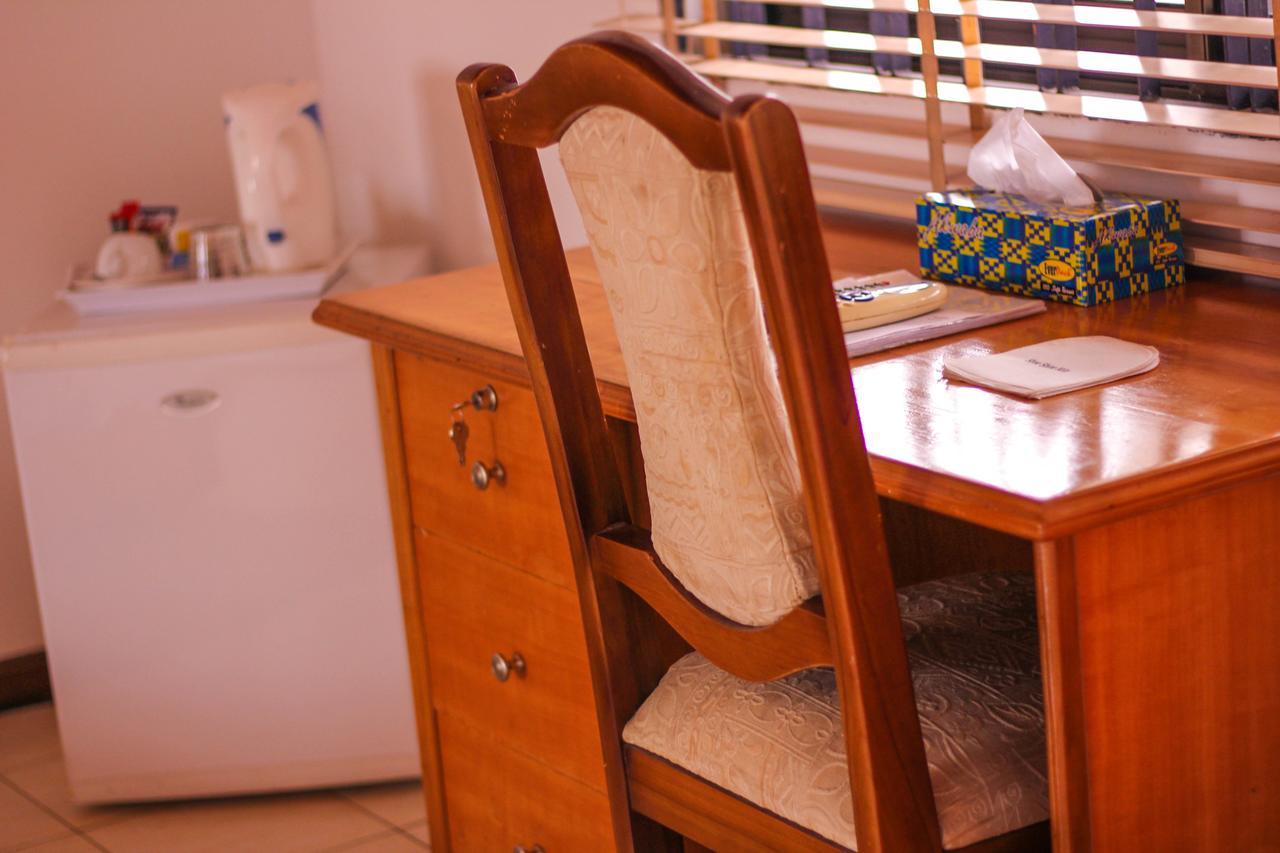 Lavender Lodge Hotel Accra Luaran gambar