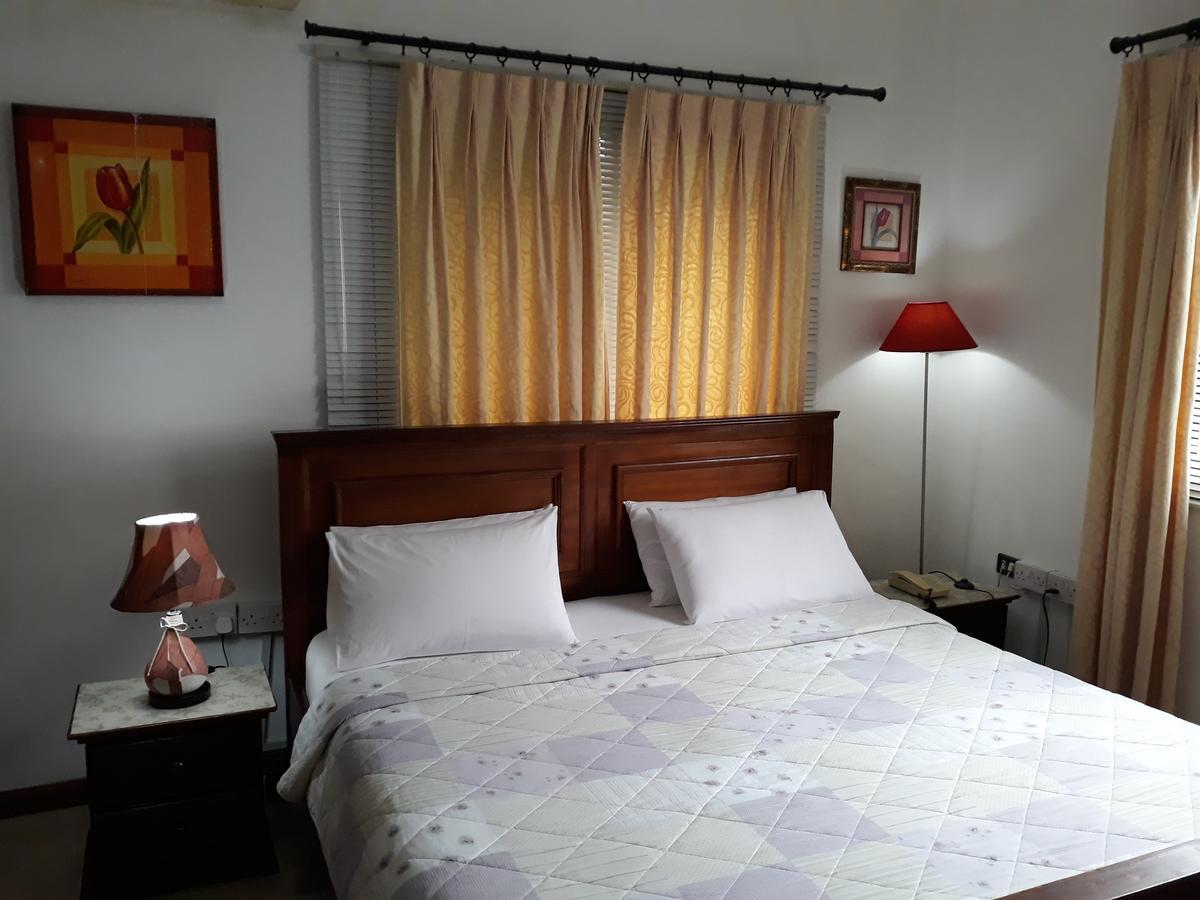Lavender Lodge Hotel Accra Luaran gambar
